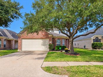 15403 Hazel Thicket Trail
