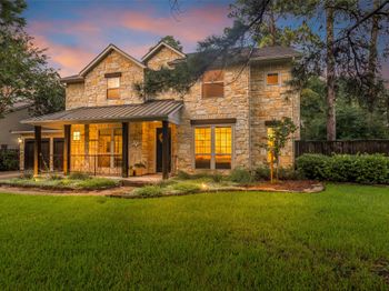 2 Glistening Pond Place