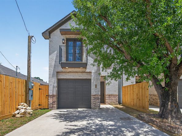 7327 Market st, Houston TX 77020