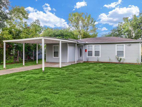 6634 Granite Street, Houston TX 77092