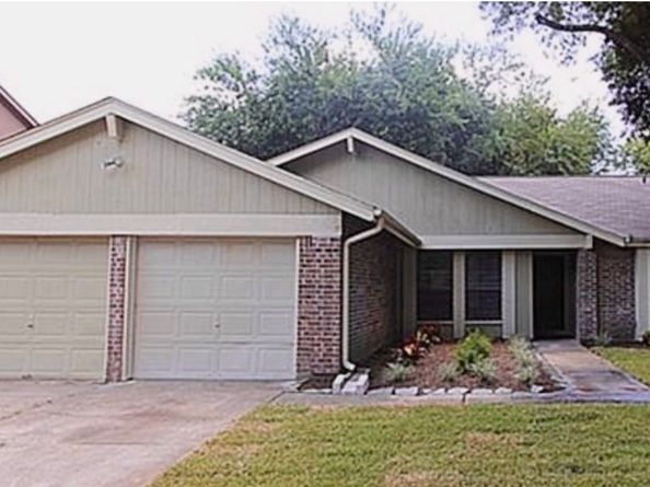 10111 Hibernia Drive, Houston TX 77088