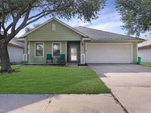 19815 River Breeze Drive, Tomball TX 77375