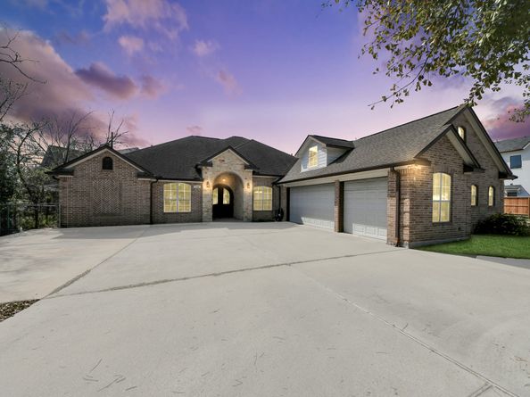 1103 Wakefield Drive, Houston TX 77018