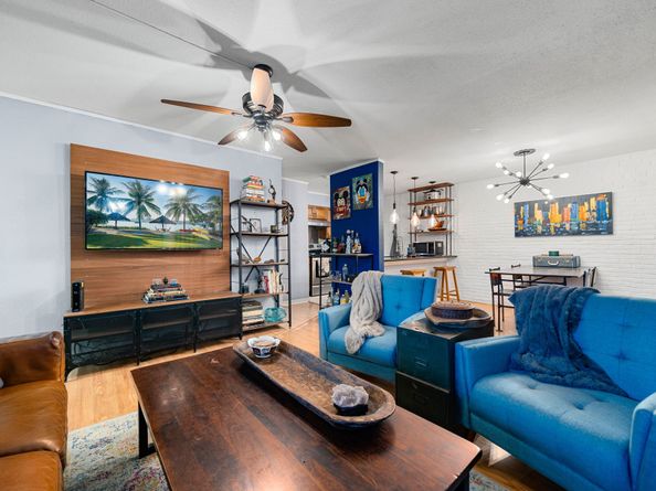 2615 Marilee Lane 2, Houston TX 77057