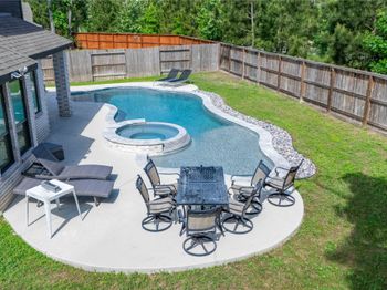 527 Chestnut Reef Court