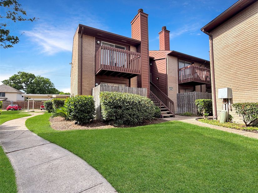 12905 Woodforest Boulevard 601, Houston TX 77015