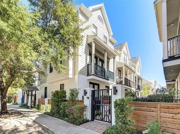 3217 Maxroy Street, Houston TX 77008