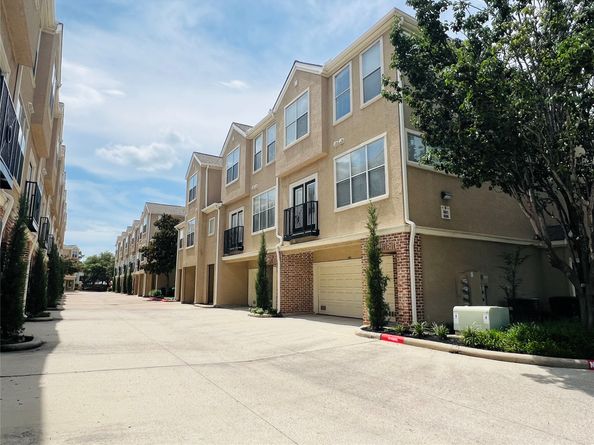 12707 Boheme Drive 604, Houston TX 77024
