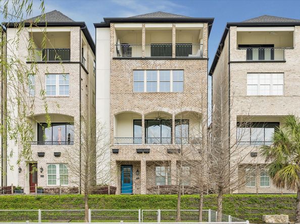 2727 Maxroy Street, Houston TX 77007