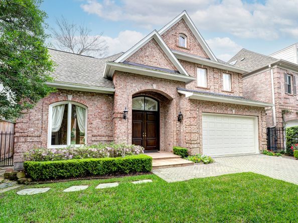 5469 Briar Drive, Houston TX 77056