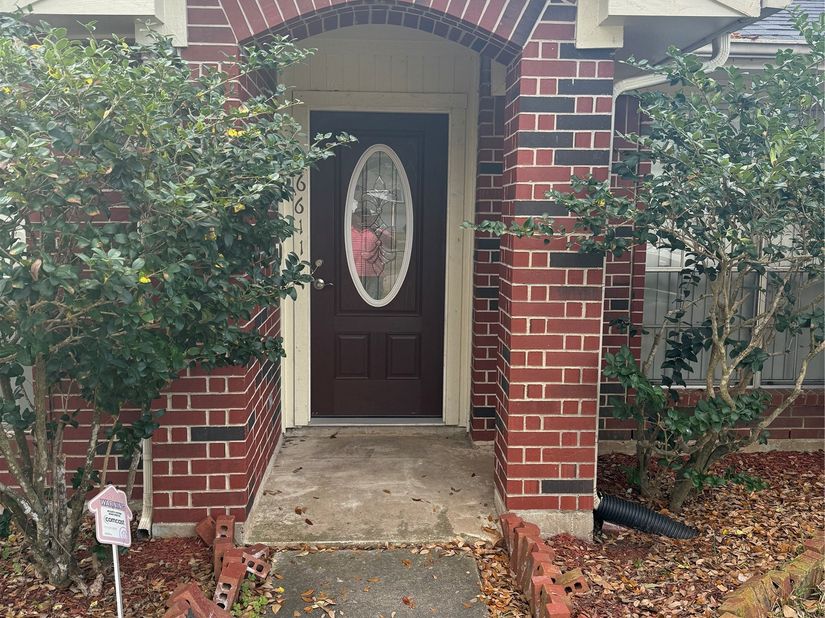 16611 Parliament Dr, South Houston TX 77083