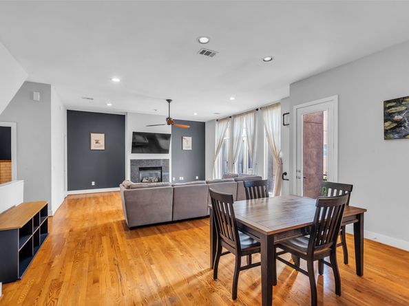 2404 Fairview Street C, Houston TX 77006