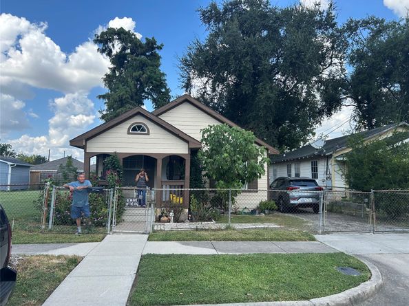 6641 Avenue K, Houston TX 77011