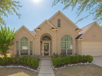 15811 Sandisfield Lane