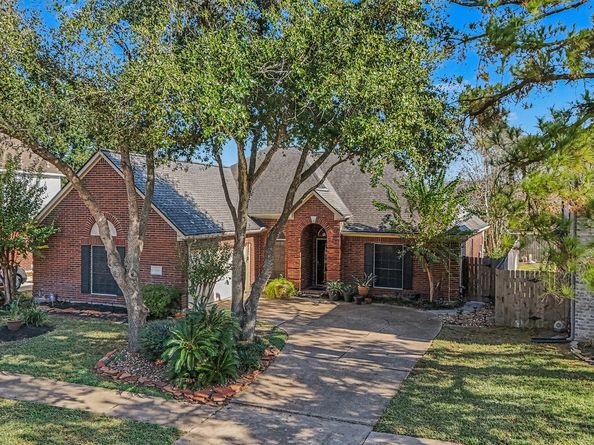 6114 Deep South Drive, Katy TX 77449