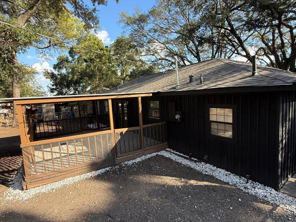 4323 Jamie Lane E, Houston TX 77048