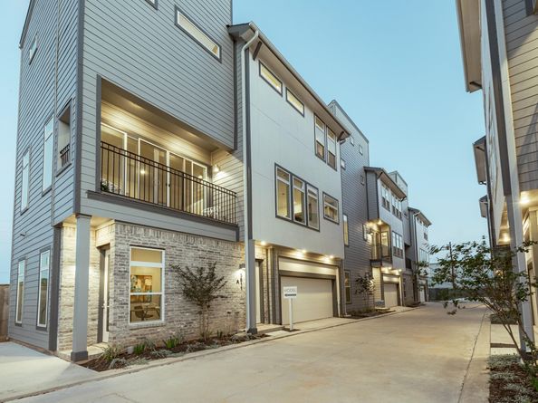 5823 Fairdale Lane B, Houston TX 77057