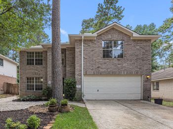 202 W Misty Dawn Dr