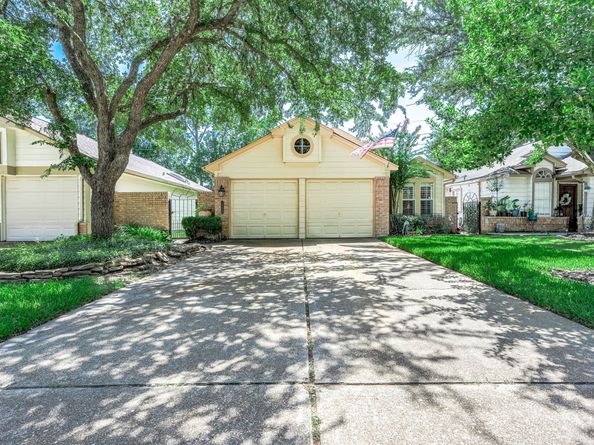 7754 Park Falls Drive, Houston TX 77095