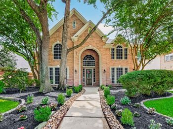 9614 Woodcliff Lake Drive