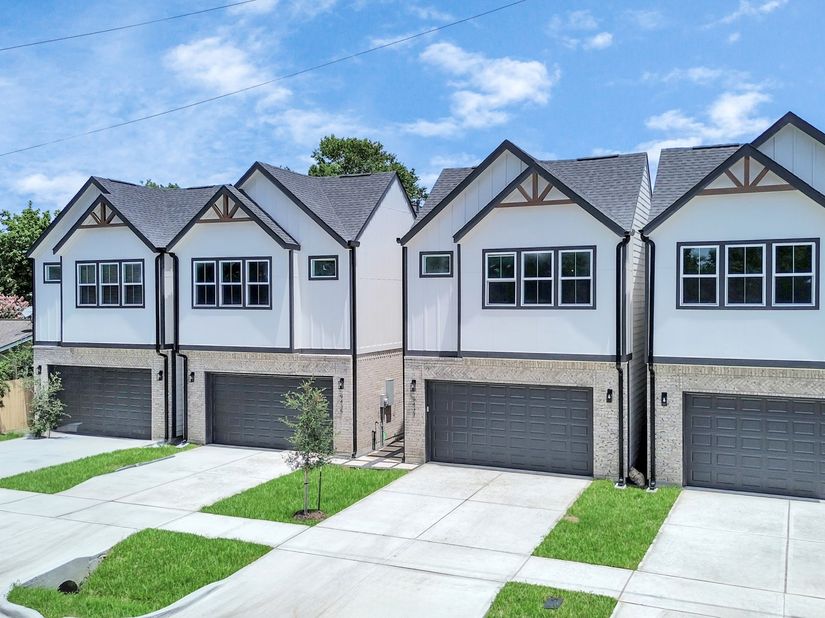 9437 Arledge Street, Houston TX 77075