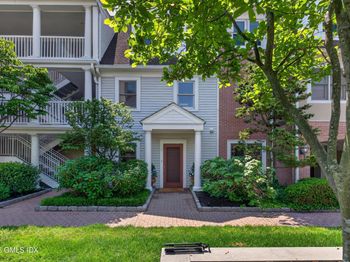 51 Forest Avenue