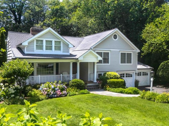 10 Verona Drive, Riverside CT 06878