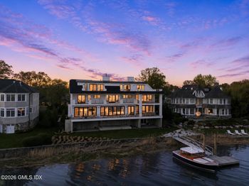 4 Little Cove Lane