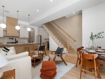 322 Princeton Ave