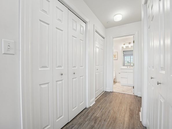 206 Shearwater Ct West 74, Jersey City NJ 07305