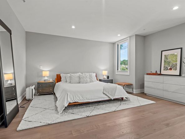 367 Park Ave, Weehawken NJ 07086
