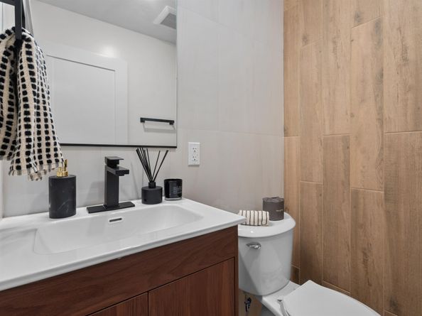 13 Wegman Ct 2, Jersey City NJ 07305