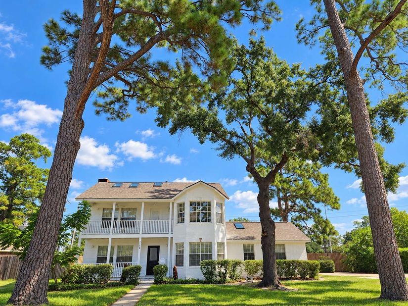 5118 Burt Street, Houston TX 77018