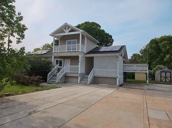 5821 Woodview Drive, Humble TX 77396
