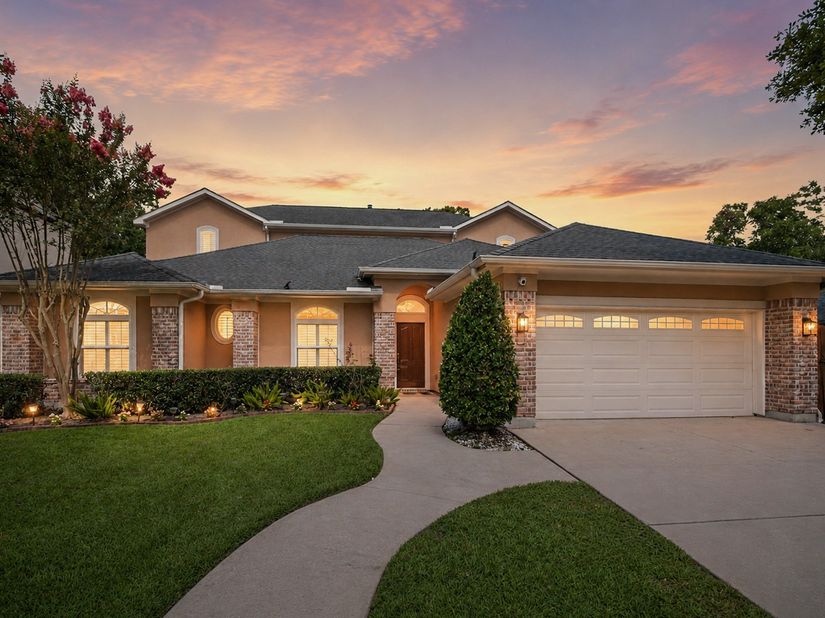 9406 Bevlyn Drive, Houston TX 77025