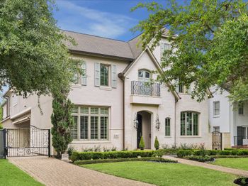 2242 Pelham Drive
