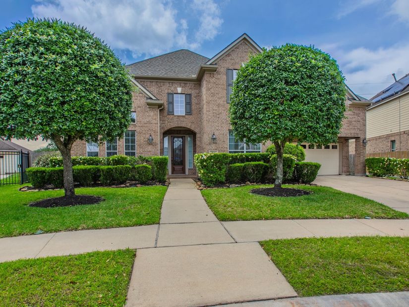 7642 Westmoreland Drive, Sugar Land TX 77479