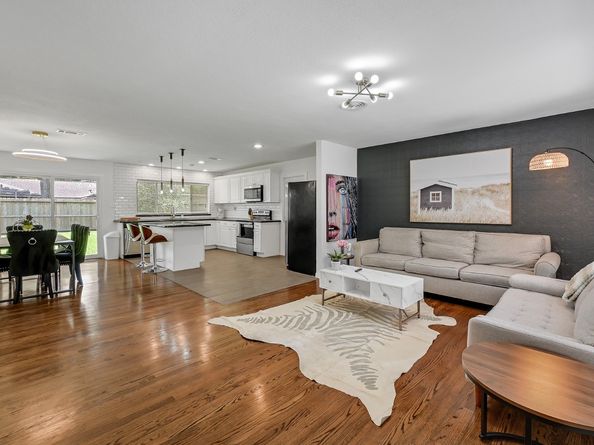 5415 Carew Street, Houston TX 77096