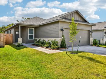 5724 Adamite Way