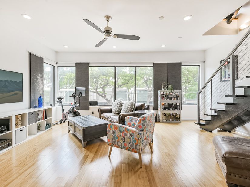406 Pacific Street, Houston TX 77006