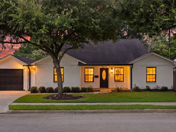 2836 Lockett Street, Houston TX 77021