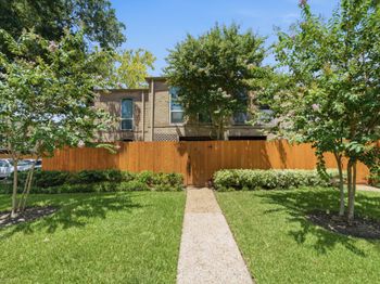 4629 Wild Indigo Street