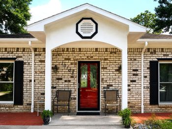 10108 Woodhollow Drive