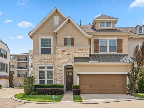 1407 Devonshire Manor Lane, Houston TX 77055
