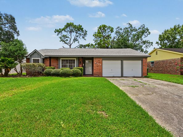 9319 Fairdale Lane, Houston TX 77063