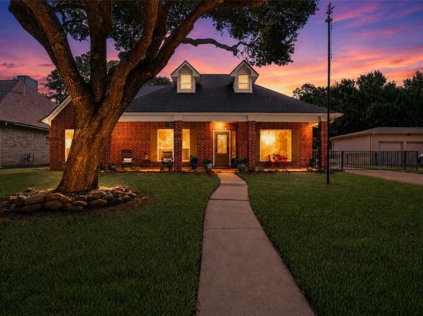 3102 E Elm Circle, Katy TX 77493