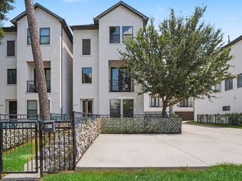 1156 Wycliffe Drive