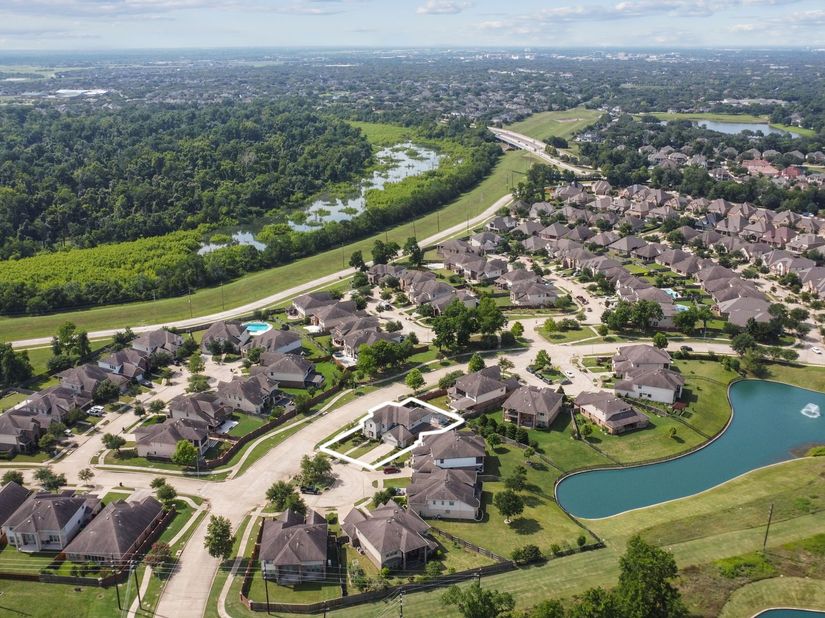 6510 Brady Springs Court, Sugar Land TX 77479