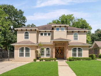 2012 Forest Hill Boulevard