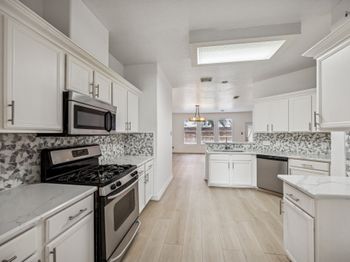 18318 Alemarble Oak Street